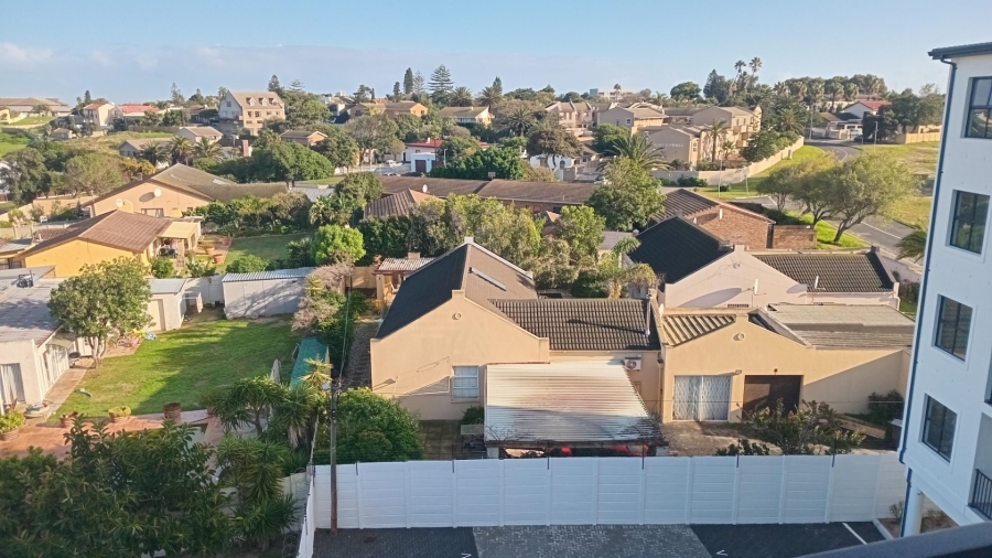 1 Bedroom Property for Sale in Table View Western Cape